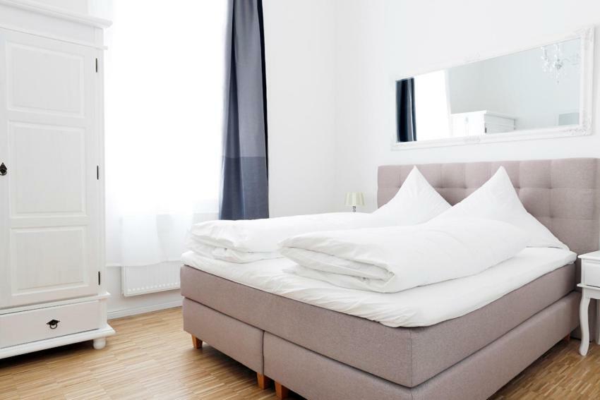 Sc 03 By Rockchair Apartments L Superhost Status L 2 Bedrooms Boxspringbeds Balcony Elevator - Cozy Family & Business Flair Welcomes You! Berlín Exterior foto